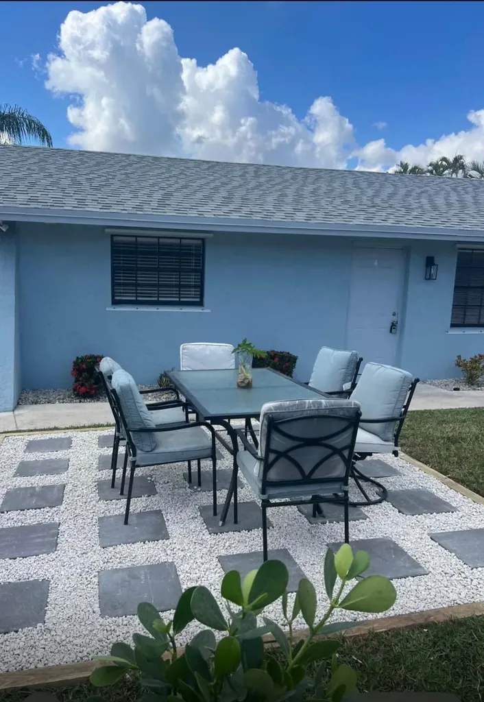4791 Elmhurst Road West Palm Beach FL 33417