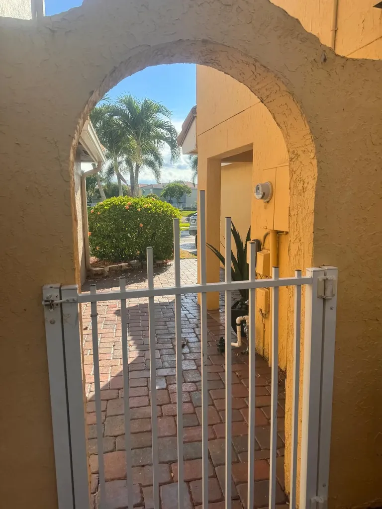 3272 Bollard Road West Palm Beach FL 33411