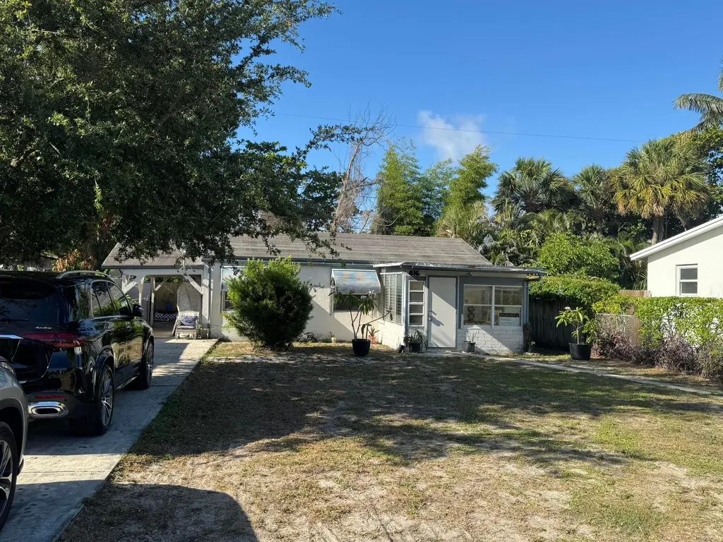 416 58th Street West Palm Beach FL 33407