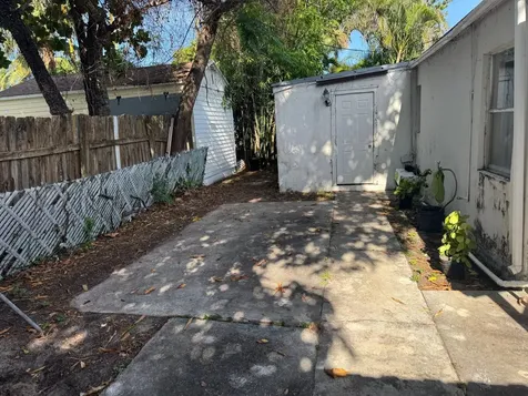 416 58th Street West Palm Beach FL 33407