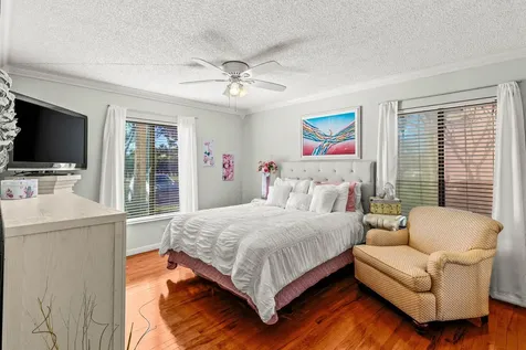 821 Sky Pine Way Greenacres FL 33415