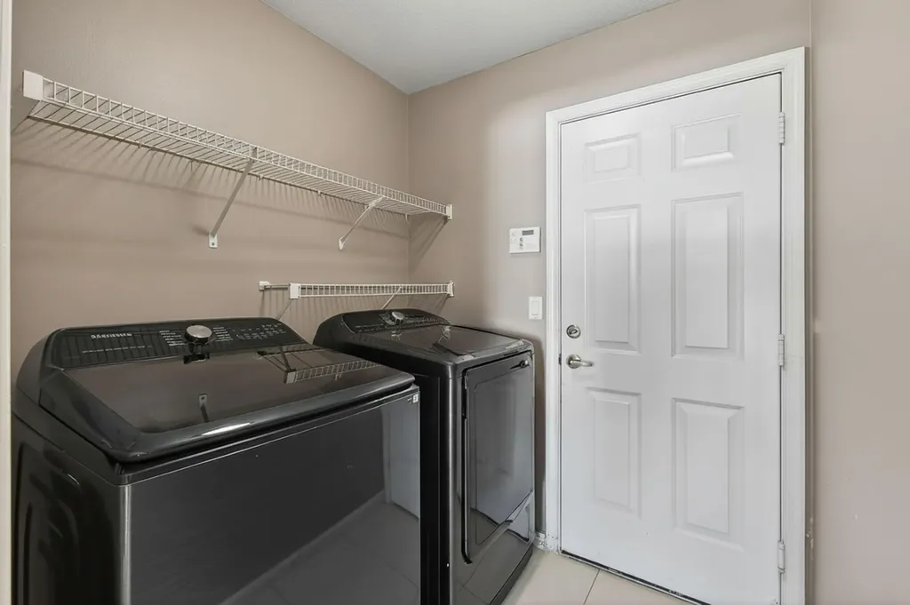 933 SW General Patton Terrace Port St Lucie FL 34953