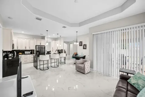 562 SW Souris Avenue Port St Lucie FL 34953