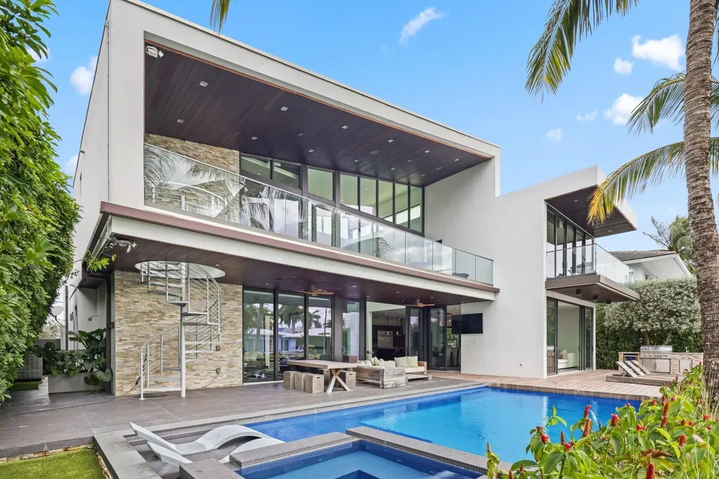830 NE 71st Street Boca Raton FL 33487