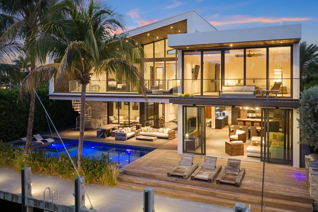 830 NE 71st Street Boca Raton FL 33487