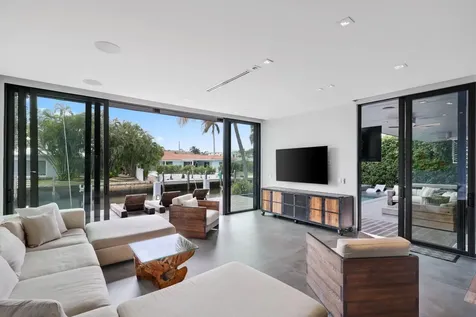 830 NE 71st Street Boca Raton FL 33487