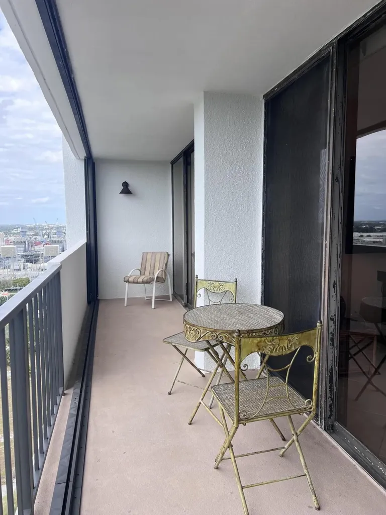 5600 N Flagler Drive West Palm Beach FL 33407