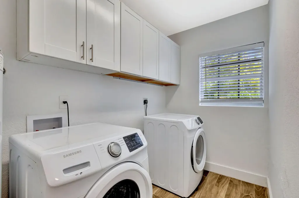 1075 W 30th Street Riviera Beach FL 33404