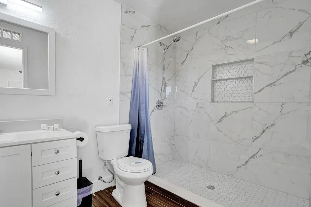1075 W 30th Street Riviera Beach FL 33404
