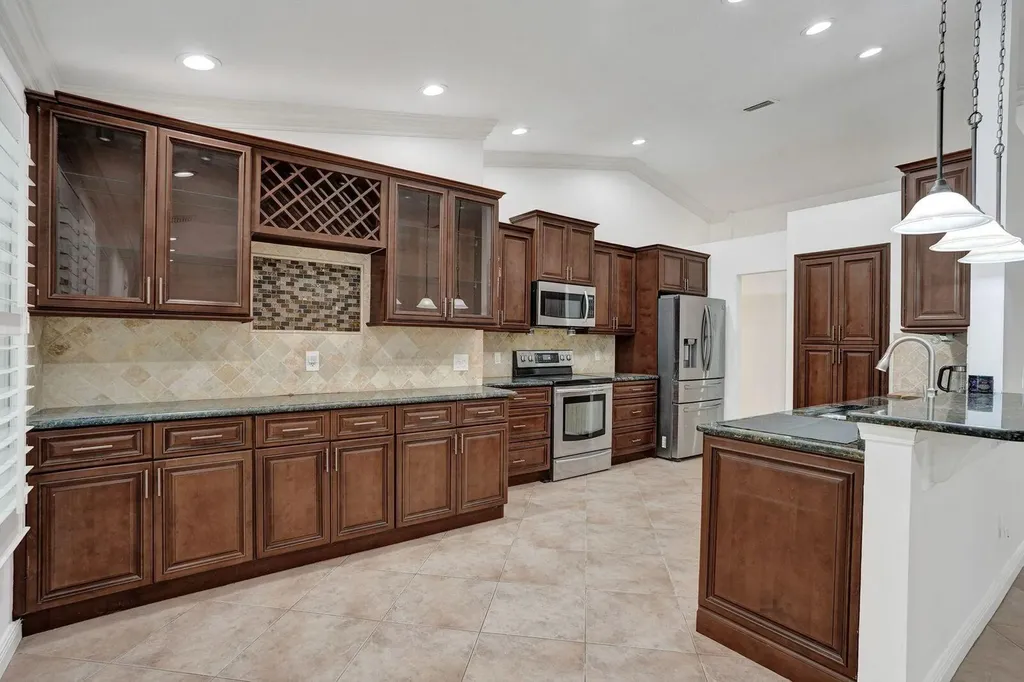 1075 W 30th Street Riviera Beach FL 33404