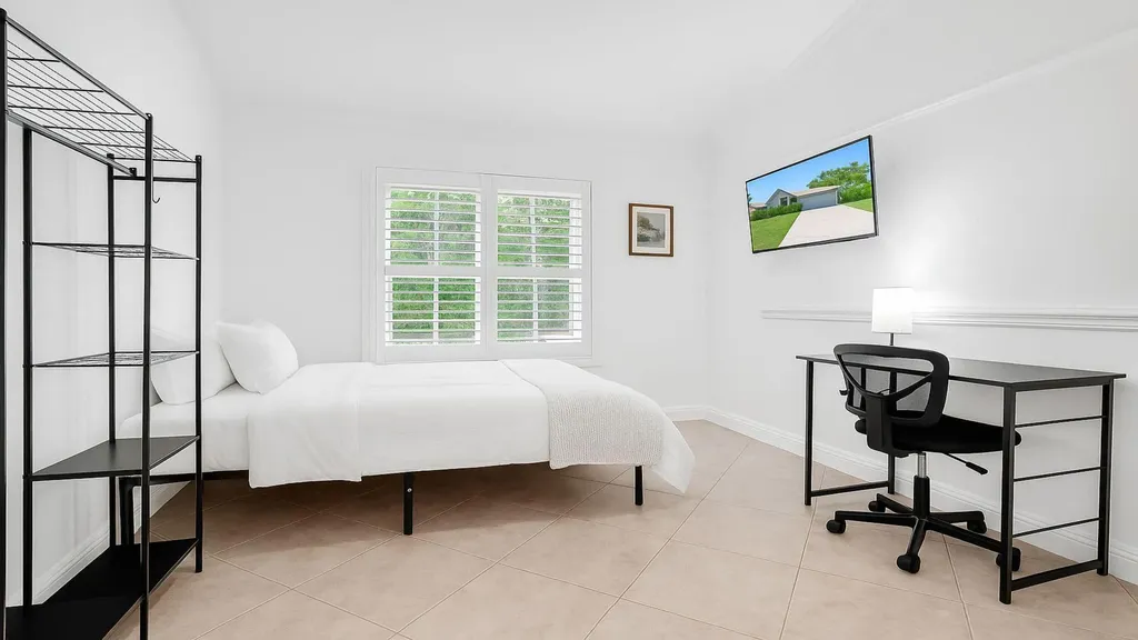 1075 W 30th Street Riviera Beach FL 33404