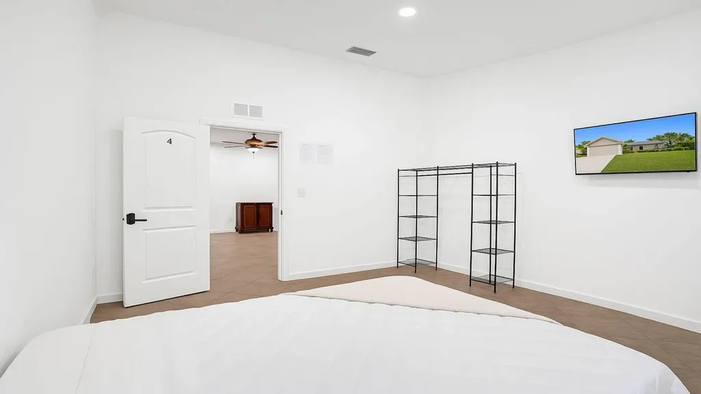 1075 W 30th Street Riviera Beach FL 33404