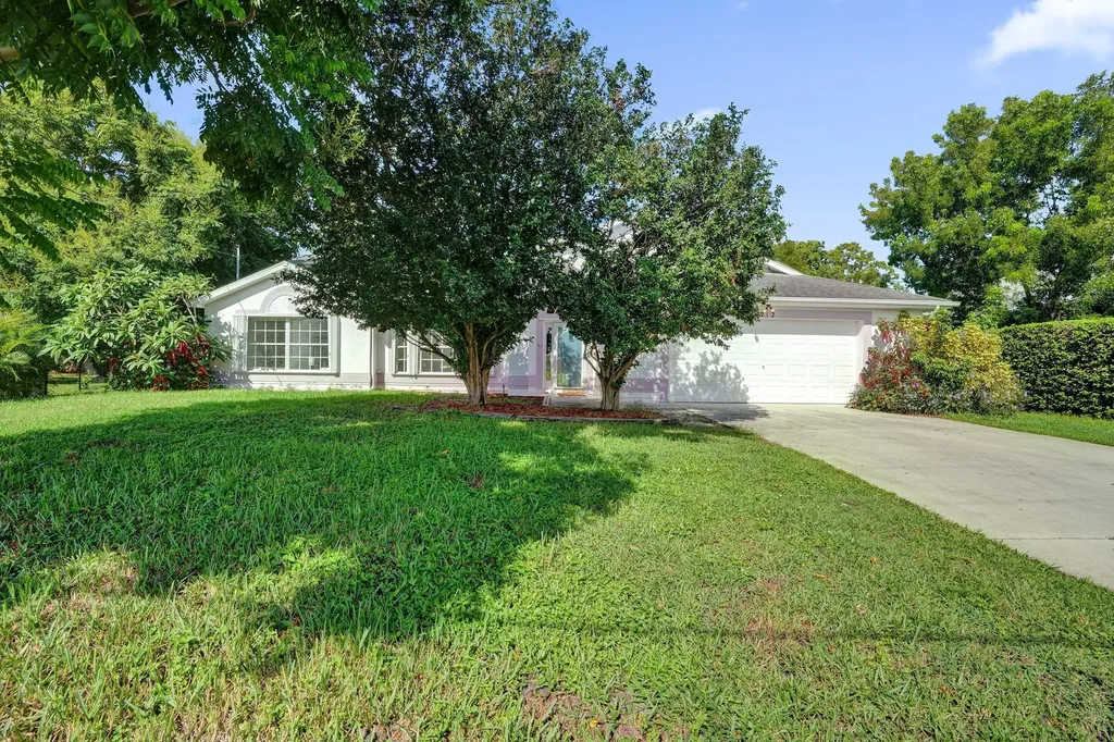 1075 W 30th Street Riviera Beach FL 33404