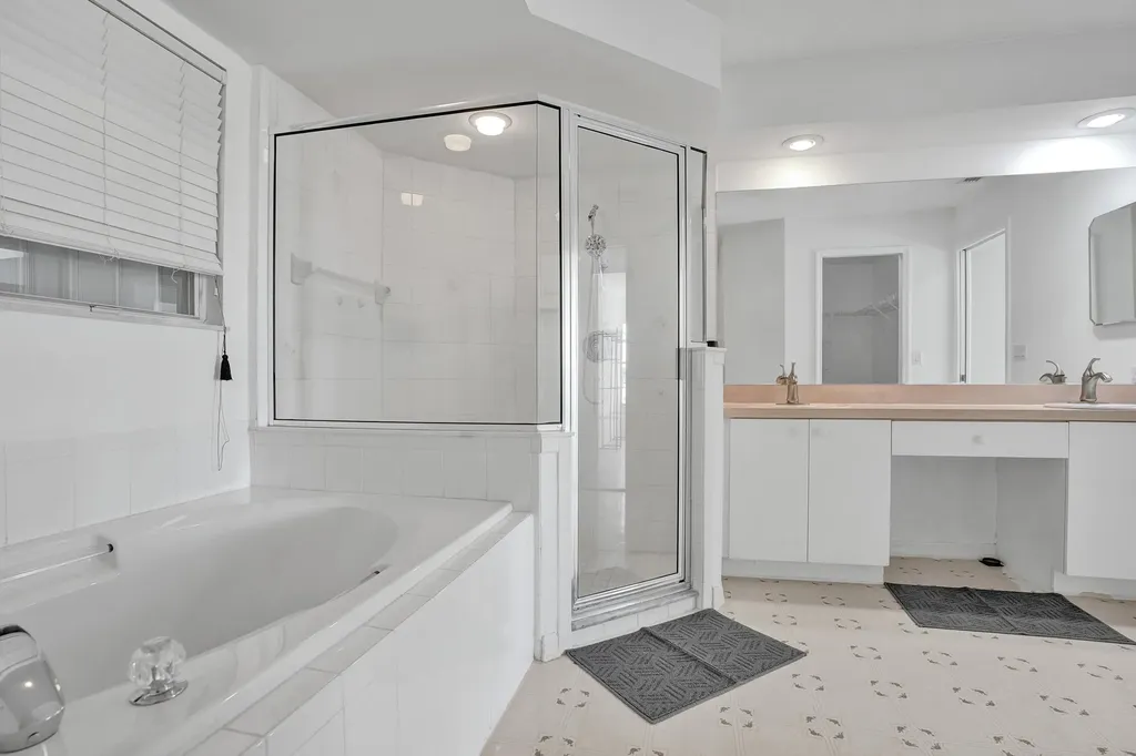 1075 W 30th Street Riviera Beach FL 33404