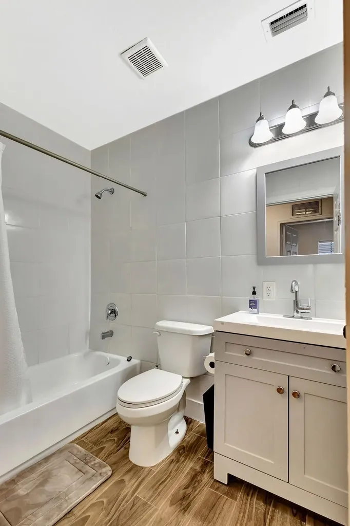 1075 W 30th Street Riviera Beach FL 33404