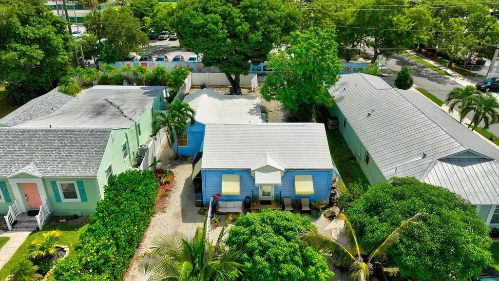 629 SE 4th Avenue Delray Beach FL 33483