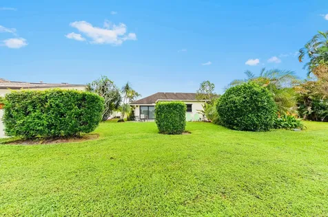 2749 SW 5th Street Delray Beach FL 33445