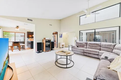 2749 SW 5th Street Delray Beach FL 33445