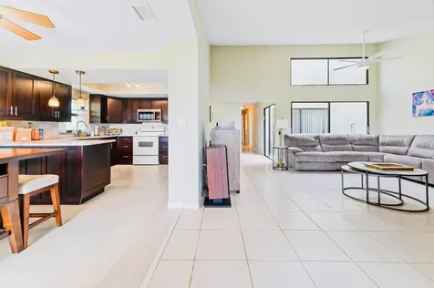 2749 SW 5th Street Delray Beach FL 33445