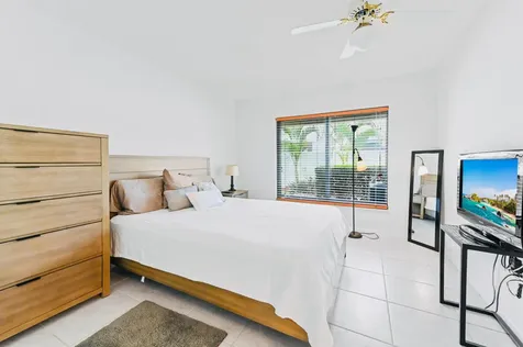 2749 SW 5th Street Delray Beach FL 33445
