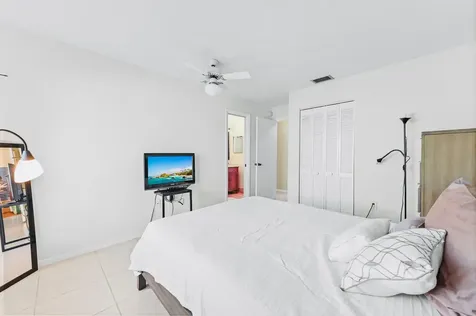 2749 SW 5th Street Delray Beach FL 33445