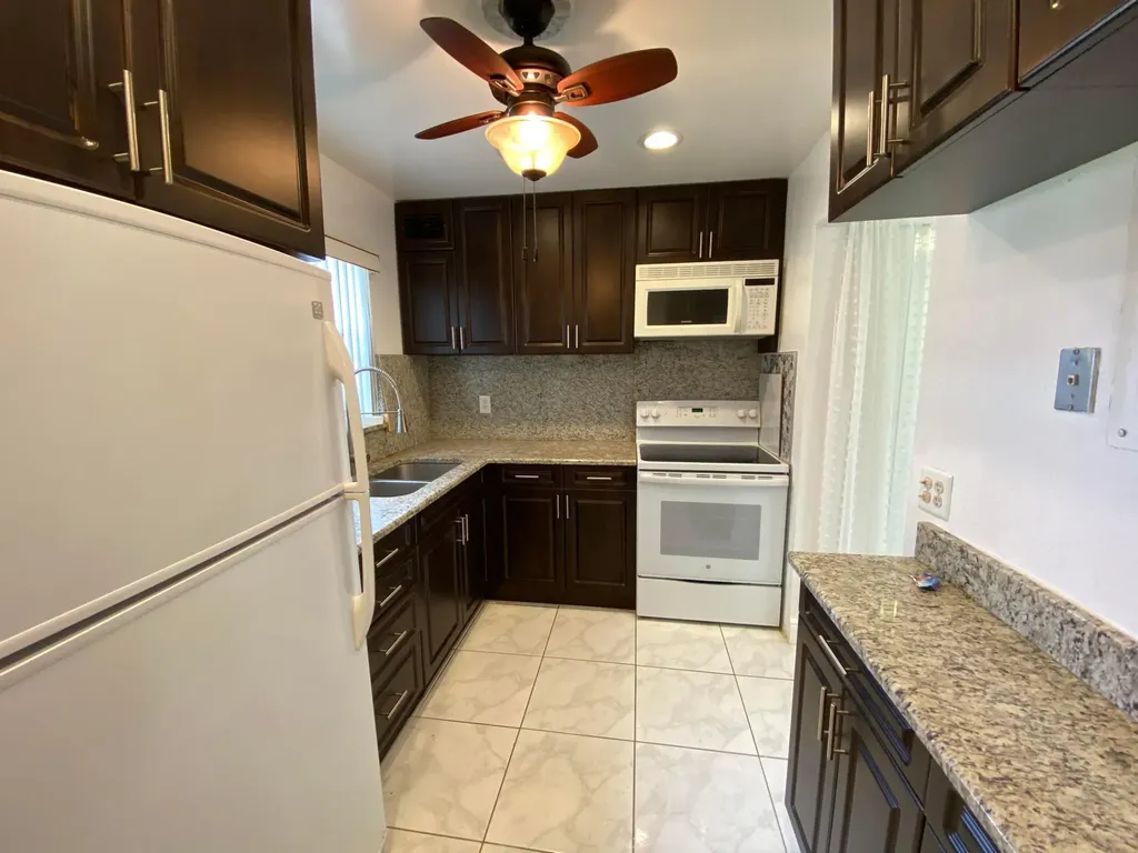 138 Lake Frances Drive West Palm Beach FL 33411