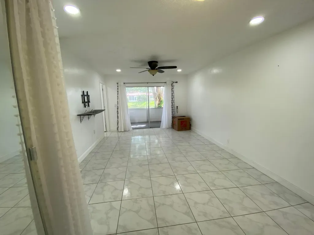 138 Lake Frances Drive West Palm Beach FL 33411