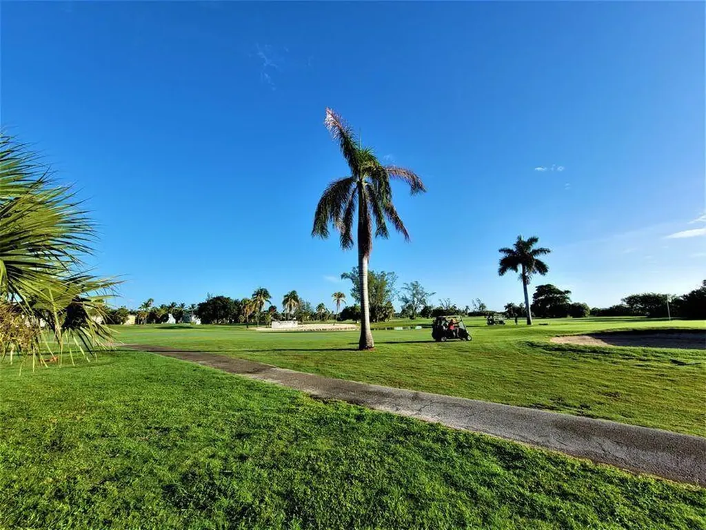 1629 S Lakeside Drive Lake Worth Beach FL 33460