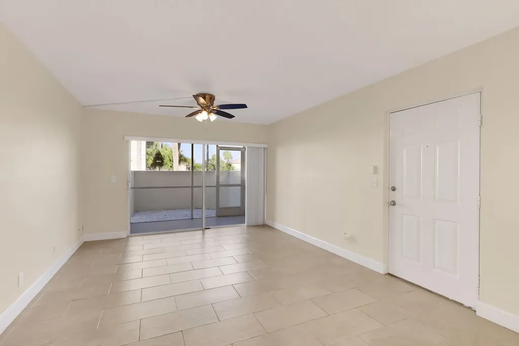 1558 SE Royal Green Circle Port St Lucie FL 34952