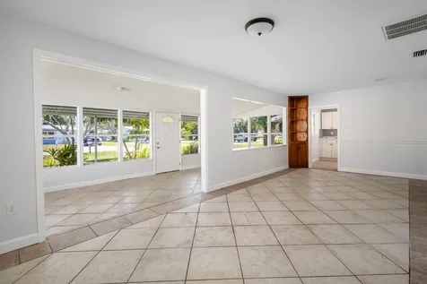 1471 4th Court Vero Beach FL 32960