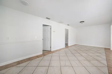1471 4th Court Vero Beach FL 32960