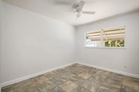 1471 4th Court Vero Beach FL 32960