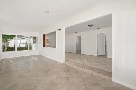 1471 4th Court Vero Beach FL 32960