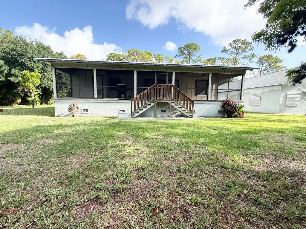 14800 99th Street N The Acreage FL 33412