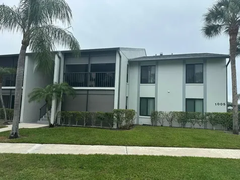 1005 Green Pine Blvd H-2 West Palm Beach FL 33409