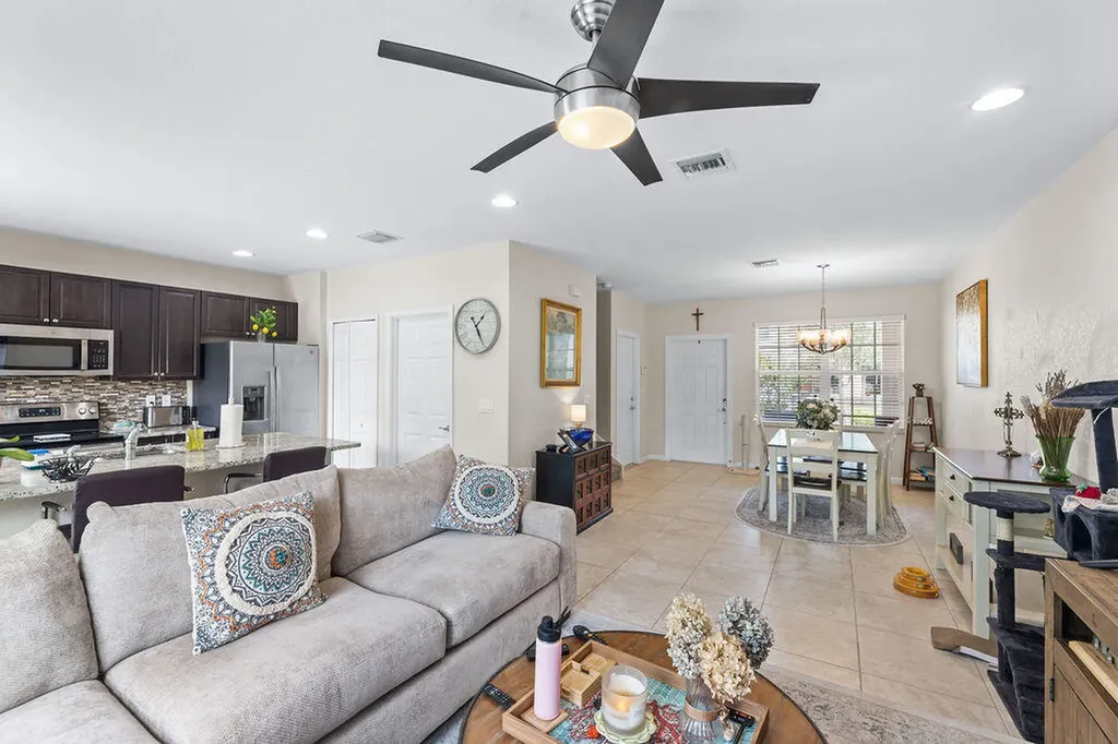 2550 NW Treviso Circle Port St Lucie FL 34986
