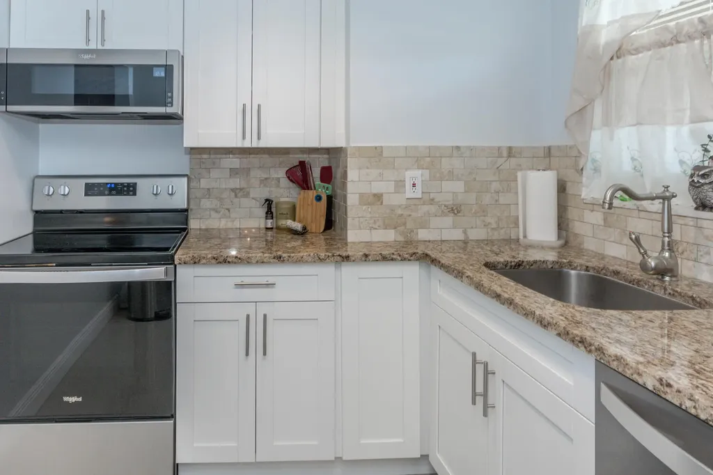 711 Lori Drive Palm Springs FL 33461