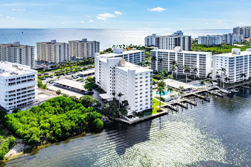 3212 S Ocean Boulevard Highland Beach FL 33487