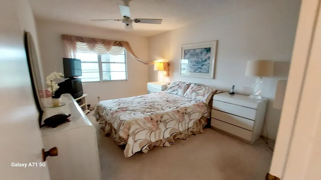 4079 Cornwall D Boca Raton FL 33434