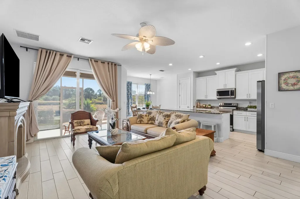 1568 SW Abacus Avenue Port St Lucie FL 34953