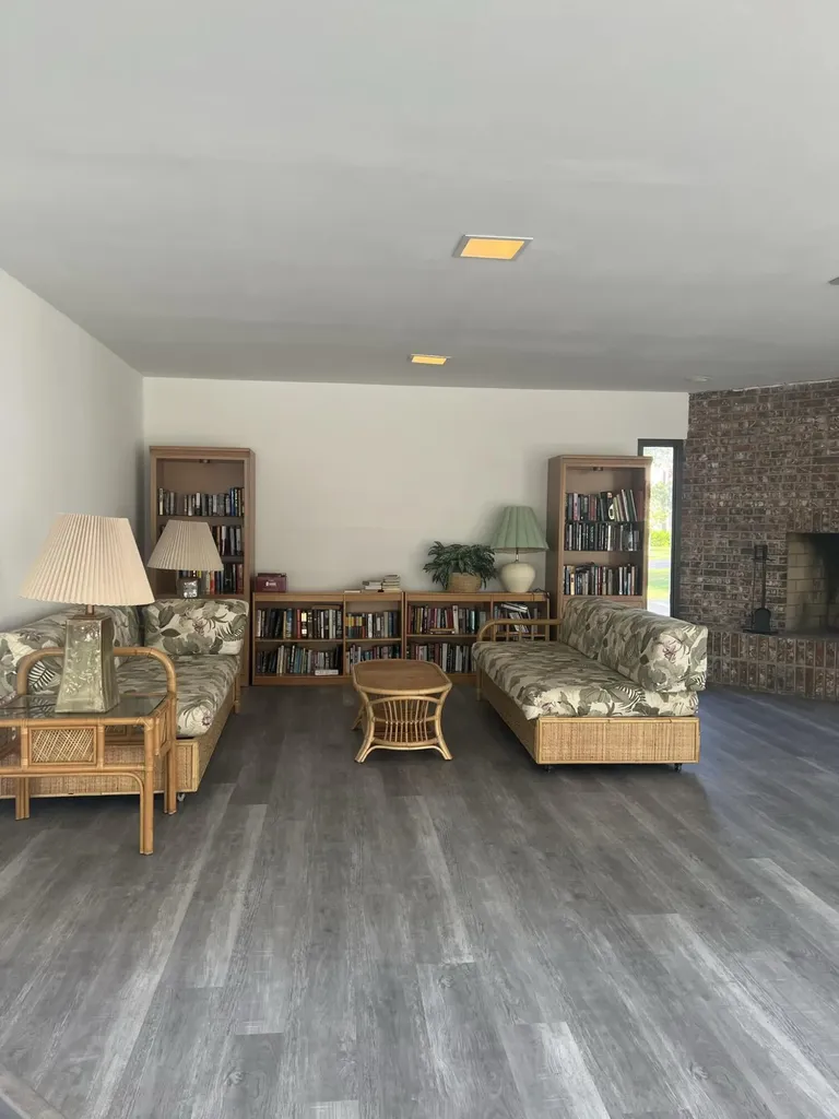 1605 S Us Highway 1 Jupiter FL 33477