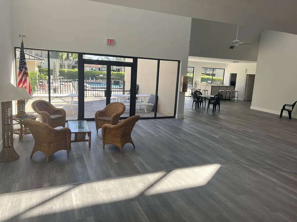 1605 S Us Highway 1 Jupiter FL 33477