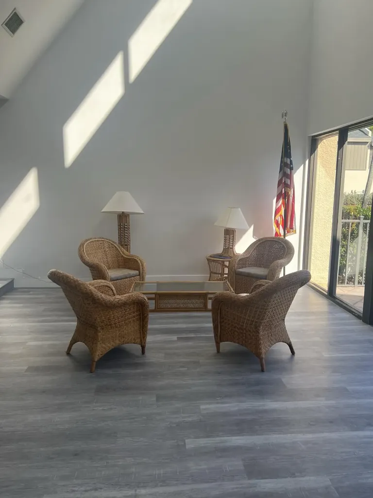 1605 S Us Highway 1 Jupiter FL 33477