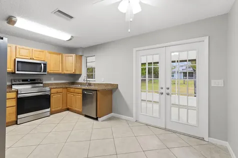762 NE Lanfair Street Port St Lucie FL 34983