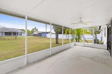 762 NE Lanfair Street Port St Lucie FL 34983