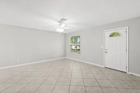 762 NE Lanfair Street Port St Lucie FL 34983