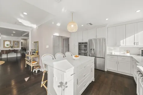 9806 SE Landing Place Tequesta FL 33469