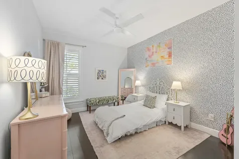 9806 SE Landing Place Tequesta FL 33469