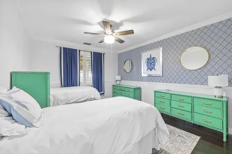 9806 SE Landing Place Tequesta FL 33469