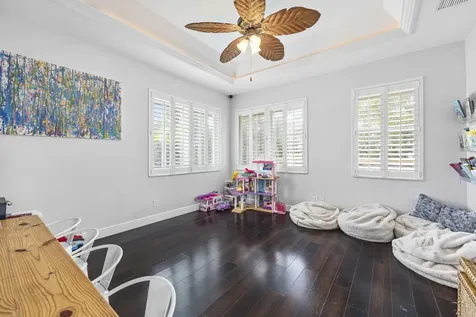 9806 SE Landing Place Tequesta FL 33469
